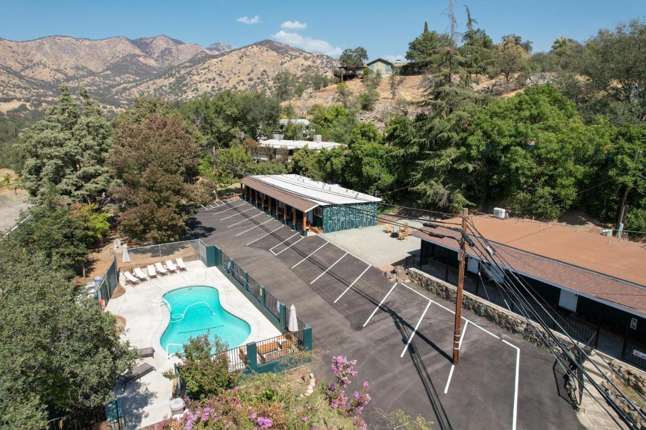 The Belle Sequoia Motel Rm9 Three Rivers Exteriör bild