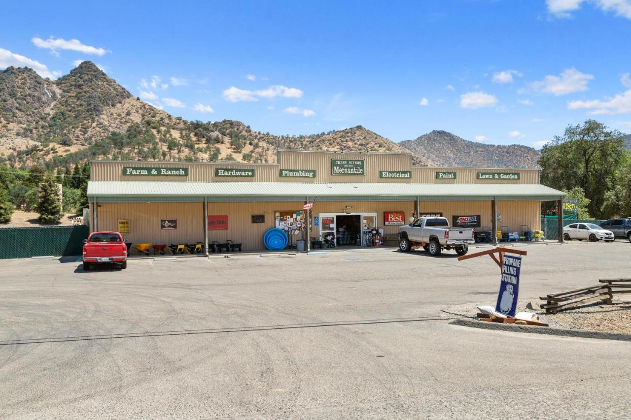 The Belle Sequoia Motel Rm9 Three Rivers Exteriör bild